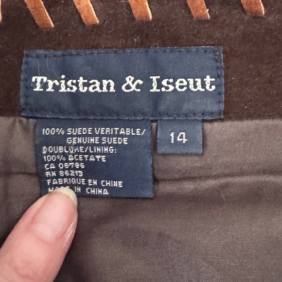 💥HOST PICK💥 Vintage Retro Tristan & Iseut Brown Suede Skirt, Stitch Detailing 💥 - Picture 5 of 15